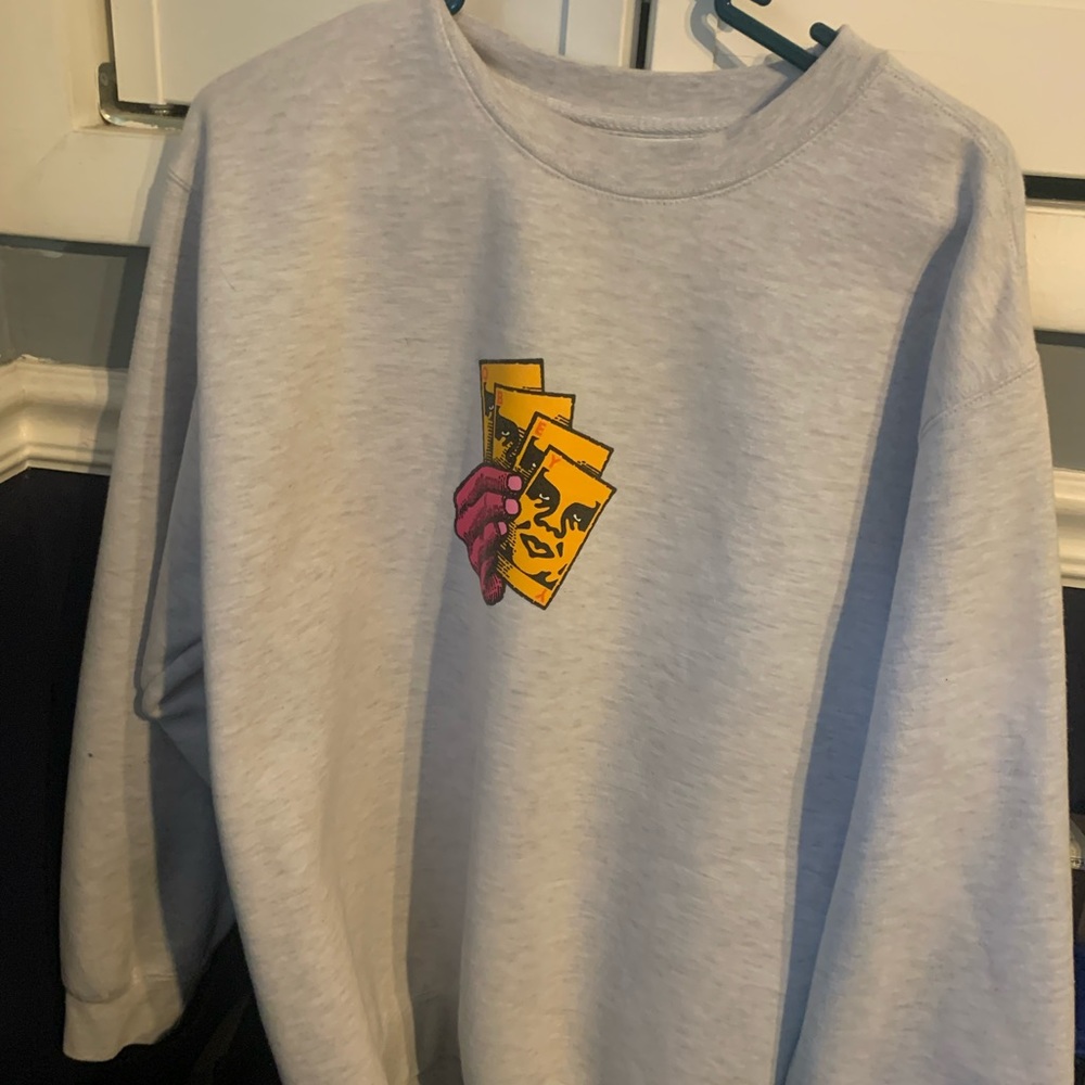 Men’s Medium Obey sweatshirt grey